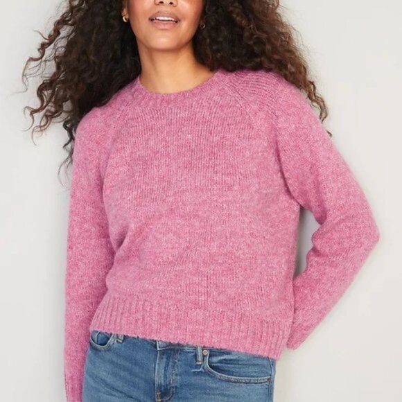 FLASH SALE! 🩷 NWT Pink Sweater! - Picture 2 of 7